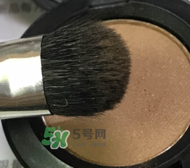 mac時(shí)尚焦點(diǎn)小眼影多少錢？mac焦點(diǎn)小眼影專柜價(jià)格