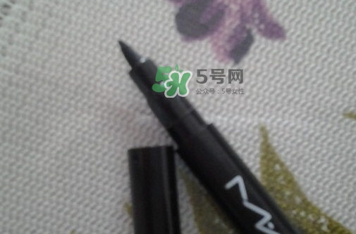 mac眼線液筆怎么用？mac魅可眼線液筆使用方法