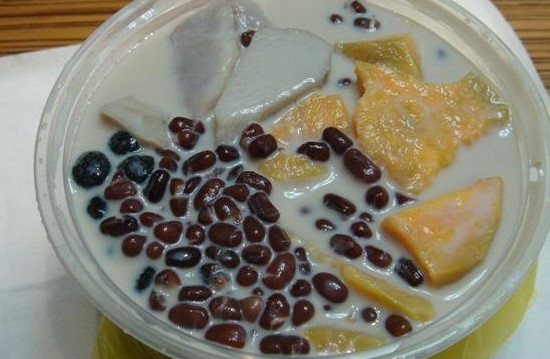 仙草凍是龜苓膏嗎？龜苓膏和仙草凍有什么區(qū)別