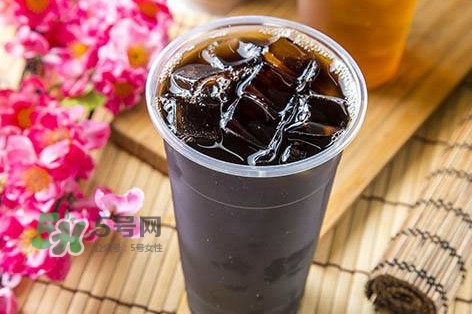 仙草凍是什么？仙草粉怎么煮成仙草凍