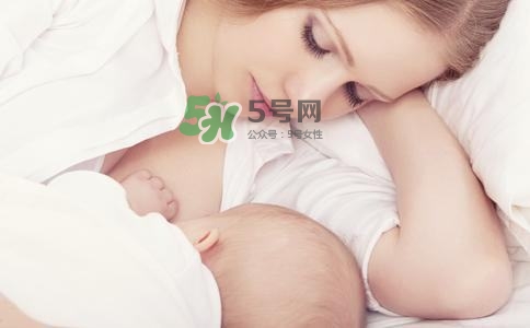 產(chǎn)后憂郁是這樣來的！這些話絕對(duì)別對(duì)新手媽媽說！
