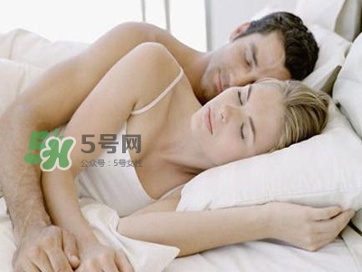安全套越薄越好嗎？超薄避孕套會破嗎？