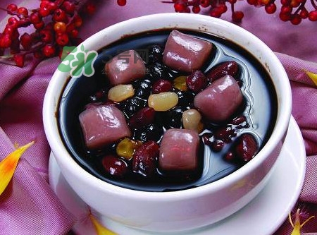燒仙草是黑涼粉嗎？燒仙草和黑涼粉的區(qū)別