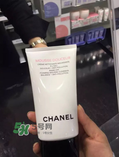 香奈兒山茶花洗面奶好用嗎？香奈兒山茶花洗面奶怎么樣？