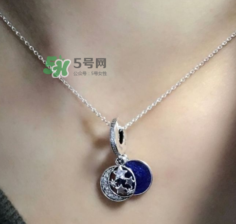 pandora復(fù)古夜空項(xiàng)鏈多少錢？潘多拉夜空項(xiàng)鏈專柜價(jià)格