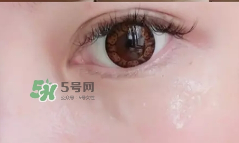 axxzia曉姿眼部精華怎么樣？曉姿眼部精華怎么用