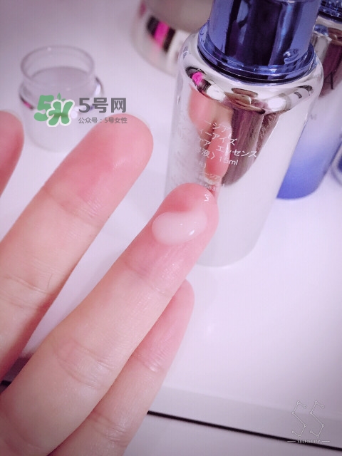 axxzia曉姿眼部精華怎么樣？曉姿眼部精華怎么用