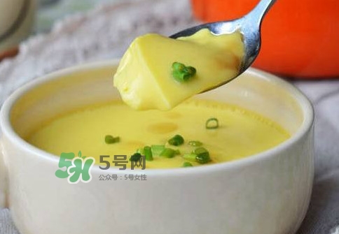 蒸雞蛋是冷水上鍋蒸嗎？蒸雞蛋是用冷水還是熱水？