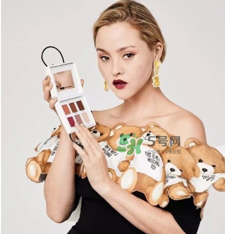 moschino泰迪熊彩妝系列多少錢(qián)？moschino泰迪熊彩妝系列有什么？