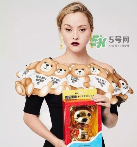 moschino泰迪熊彩妝系列多少錢(qián)？moschino泰迪熊彩妝系列有什么？