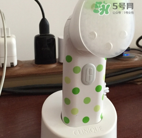 倩碧聲波潔面儀怎么充電？倩碧潔面儀充電燈不亮