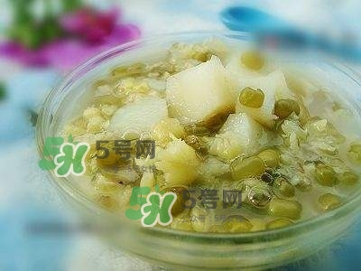 荸薺可以生吃嗎？女人吃荸薺有什么好處？