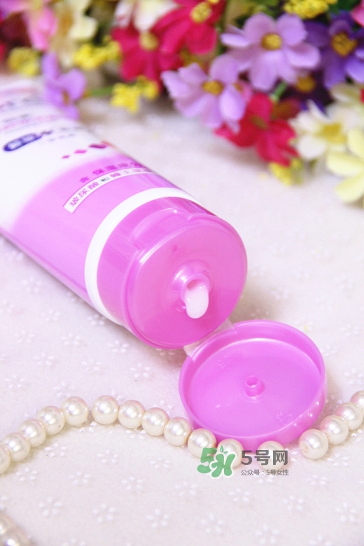 碧柔卸妝潔面乳好用嗎？碧柔卸妝潔面乳怎么用？