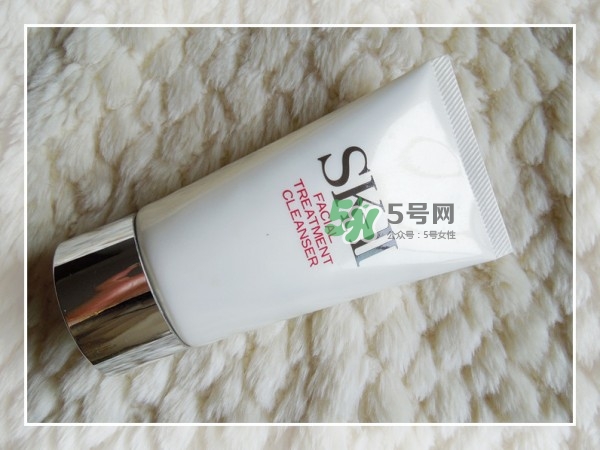 SK2護(hù)膚潔面霜怎么樣？sk2潔面霜是洗面奶嗎？
