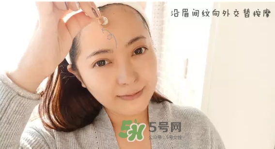 迪奧花蜜活顏絲悅眼霜怎么用？迪奧花蜜活顏眼霜用法