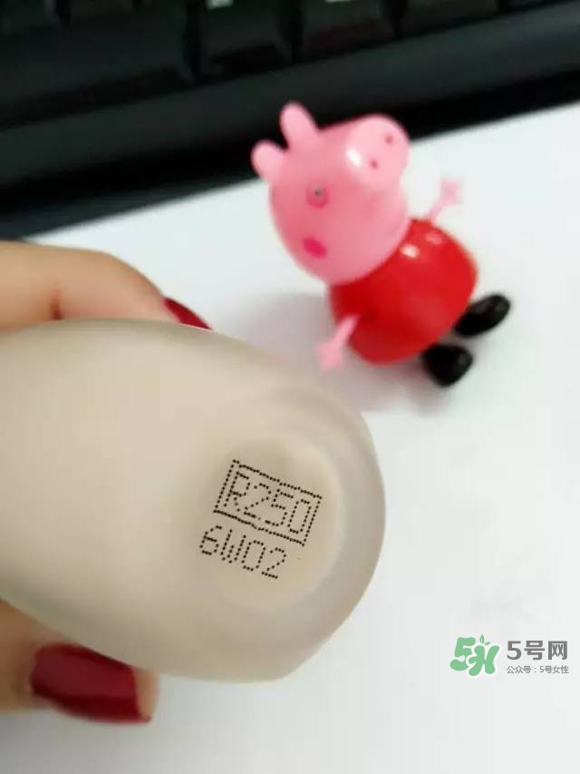 玫珂菲水粉霜怎么樣？玫珂菲全新雙用水粉霜好用嗎？