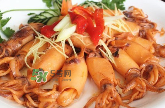 魷魚仔怎么清洗圖解？小魷魚怎么清洗？
