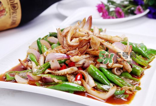 八爪魚(yú)不能和什么一起吃？八爪魚(yú)什么人不能吃？