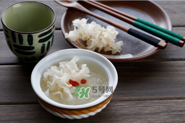 吃燕窩能保胎嗎？燕窩可以和什么一起燉？