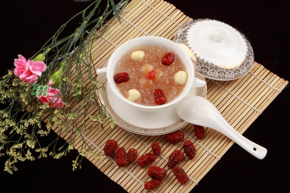 產(chǎn)后吃燕窩有什么好處？產(chǎn)后多久可以吃燕窩？