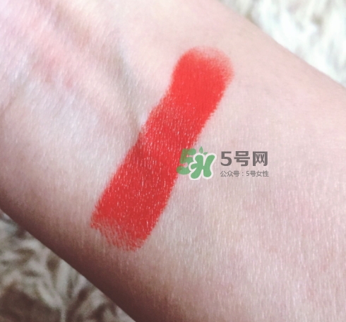 mac魅可立體凝彩唇膏怎么用？魅可立體凝彩唇膏真假辨別
