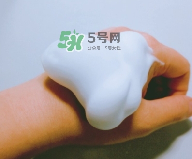 妮維雅氨基酸洗面奶怎么樣？妮維雅氨基酸潔面慕斯價(jià)格