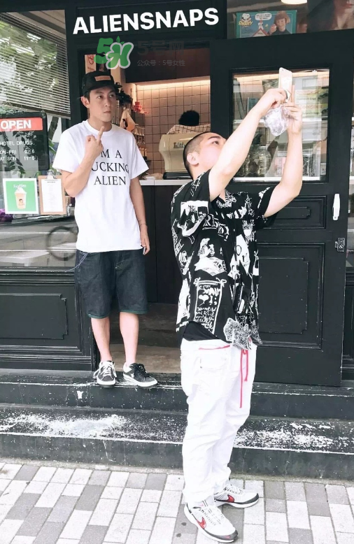 clot與converse聯(lián)名太極帆布鞋上腳效果怎么樣？