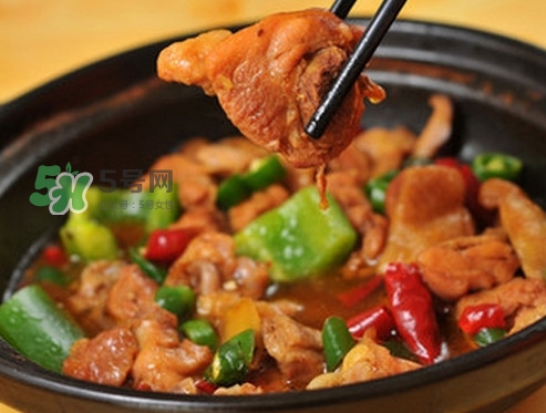 黃燜雞米飯多少錢一份？黃燜雞米飯?zhí)攸c(diǎn)是什么
