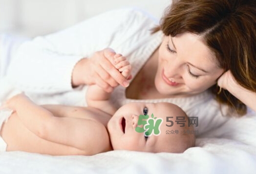 剖腹產(chǎn)真的不疼嗎？20位產(chǎn)后媽媽告訴你剖腹產(chǎn)有多疼