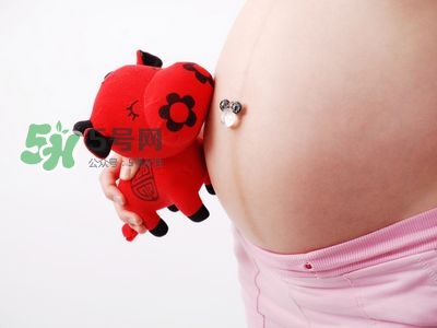順產(chǎn)前做什么運(yùn)動(dòng)生得快？順產(chǎn)前吃什么有助分娩？