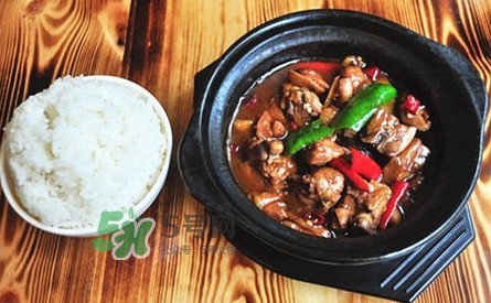 黃燜雞米飯有幾個品牌？黃燜雞米飯有營養(yǎng)嗎