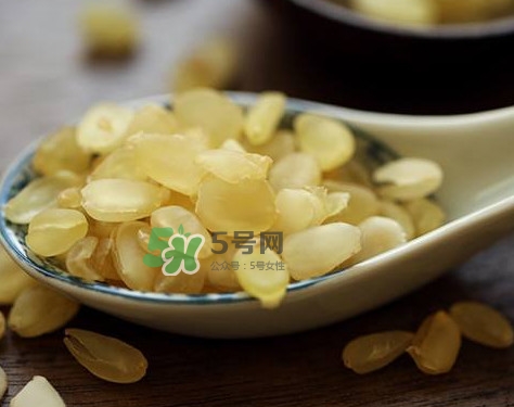 皂角米是什么味道？皂角米是什么顏色