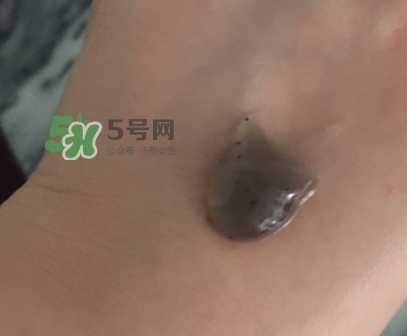 韓后茶蕊去角質(zhì)素怎么用？韓后茶蕊亮滑去角質(zhì)素用法