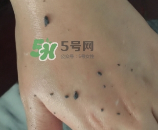 韓后茶蕊去角質(zhì)素怎么用？韓后茶蕊亮滑去角質(zhì)素用法