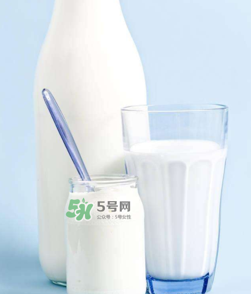 胃病患者適合長(zhǎng)期喝牛奶嗎？胃病喝酸奶還是牛奶？
