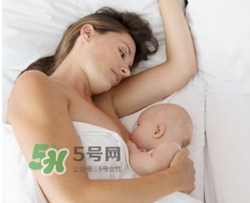 塞奶了有硬塊怎么辦？塞奶要熱敷還是冷敷？