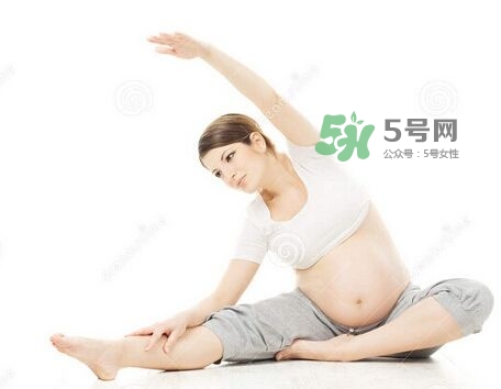 孕婦睡覺能伸懶腰嗎？孕婦睡覺伸懶腰對(duì)胎兒有什么影響？
