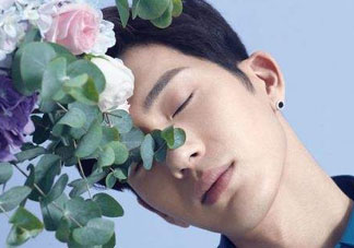 野獸派和roseonly哪個好？野獸派和roseonly區(qū)別