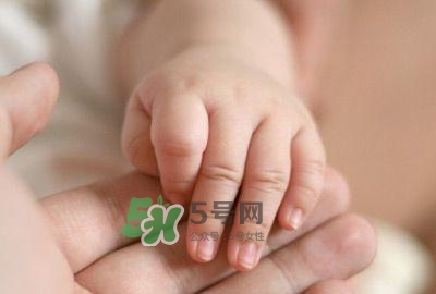 生孩子前要準(zhǔn)備什么？生孩子一般要多久？