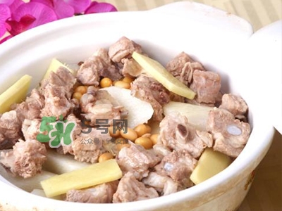 孕婦補(bǔ)鈣過量會(huì)有什么癥狀？孕婦補(bǔ)鈣過量有什么害處？