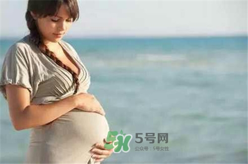 孕晚期還需要補(bǔ)鈣嗎？孕晚期補(bǔ)鈣吃什么好？