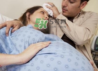 順產(chǎn)時(shí)要注意什么？順產(chǎn)后要注意哪些事項(xiàng)？