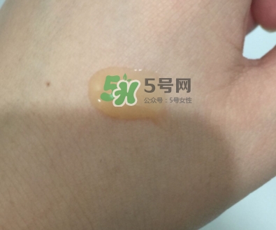 綠寶瓶和小黑瓶哪個(gè)好？綠寶瓶和小黑瓶對(duì)比
