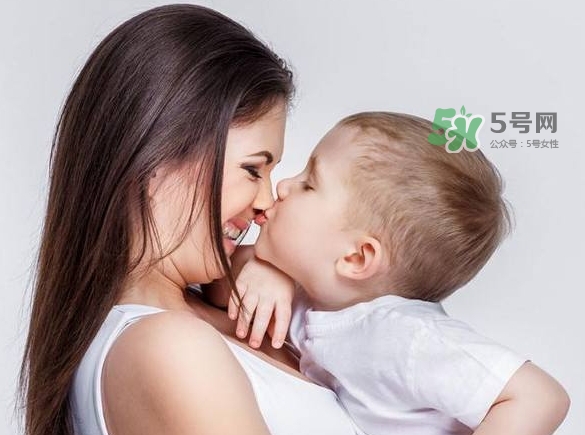 剖腹產(chǎn)疤痕增生怎么辦？剖腹產(chǎn)疤痕增生的原因