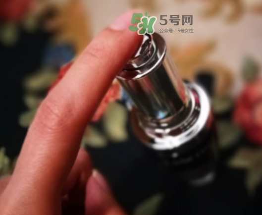 小黑瓶和紅腰子哪個(gè)好？小黑瓶和紅腰子哪個(gè)先用