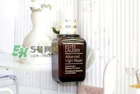 小黑瓶和小棕瓶可以一起用嗎？小棕瓶和小黑瓶哪個(gè)先用
