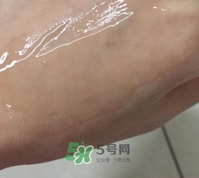 神仙水和雪花秀哪個好？神仙水和雪花秀潤燥精華順序