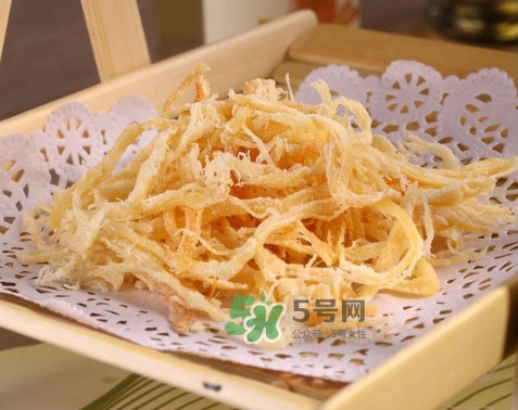 魷魚絲一次吃多少合適？魷魚絲吃多了會(huì)怎么樣