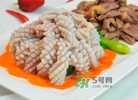 焯魷魚是冷水還是開水？魷魚為什么要焯水