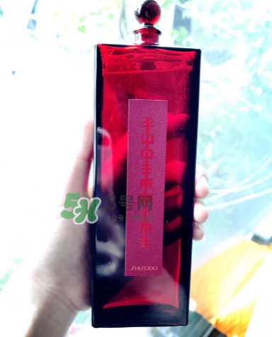 資生堂紅色蜜露搭配什么乳液？紅色蜜露搭配什么使用